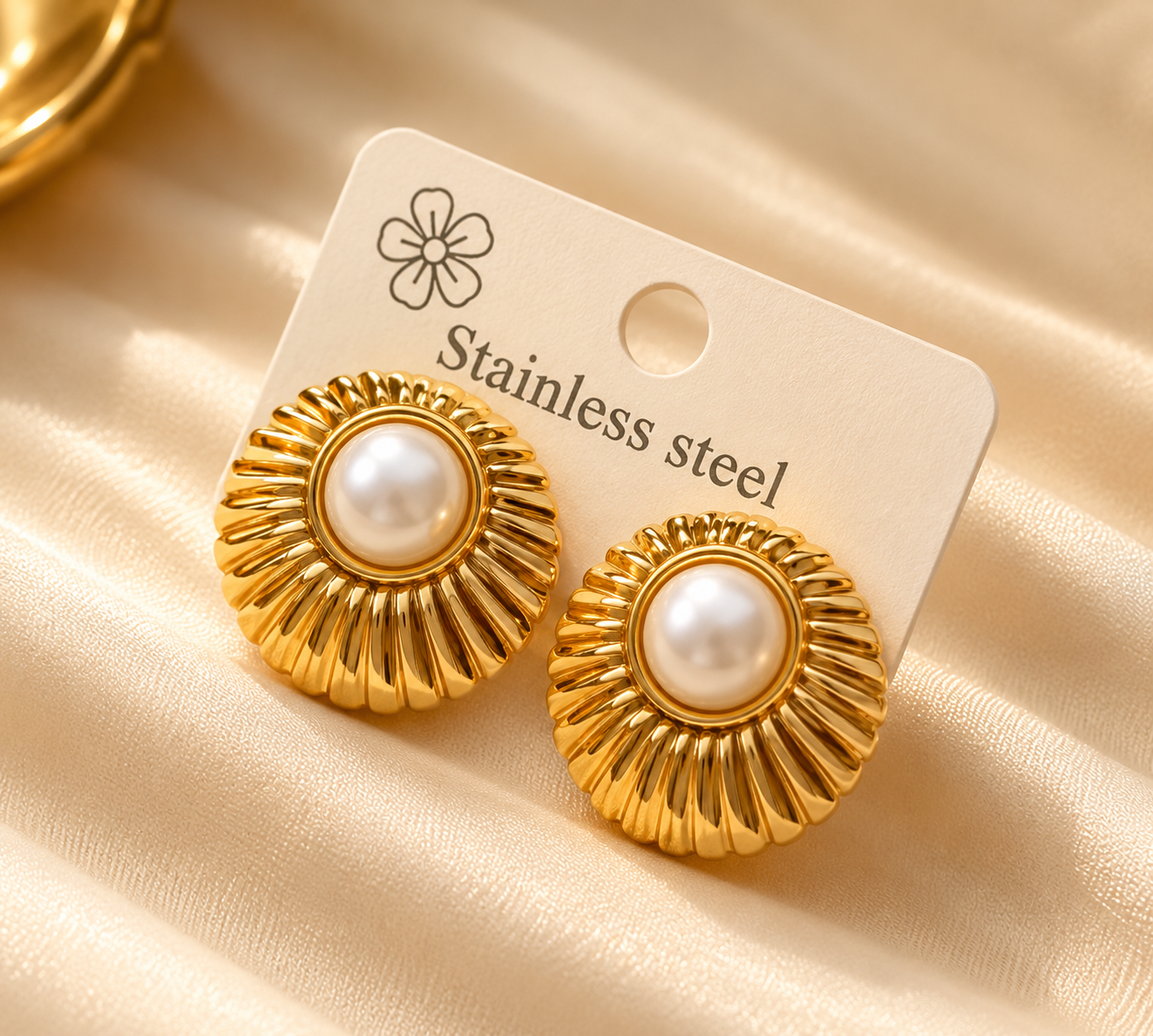 Soleil Pearl Earrings