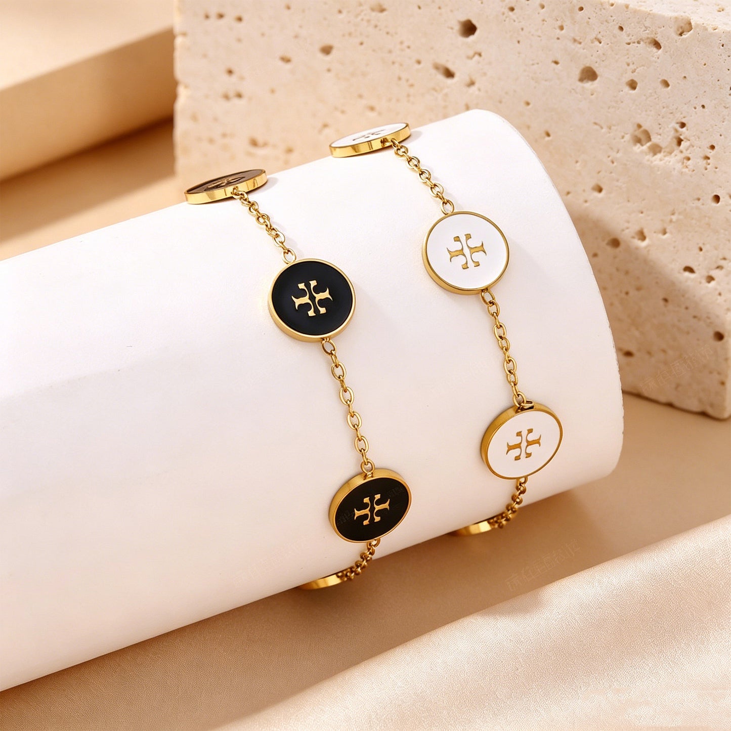 Madison Medallion Bracelet