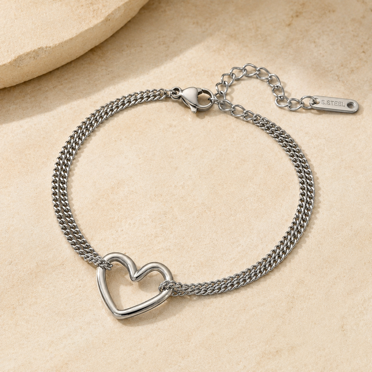 Amour Heart Bracelet