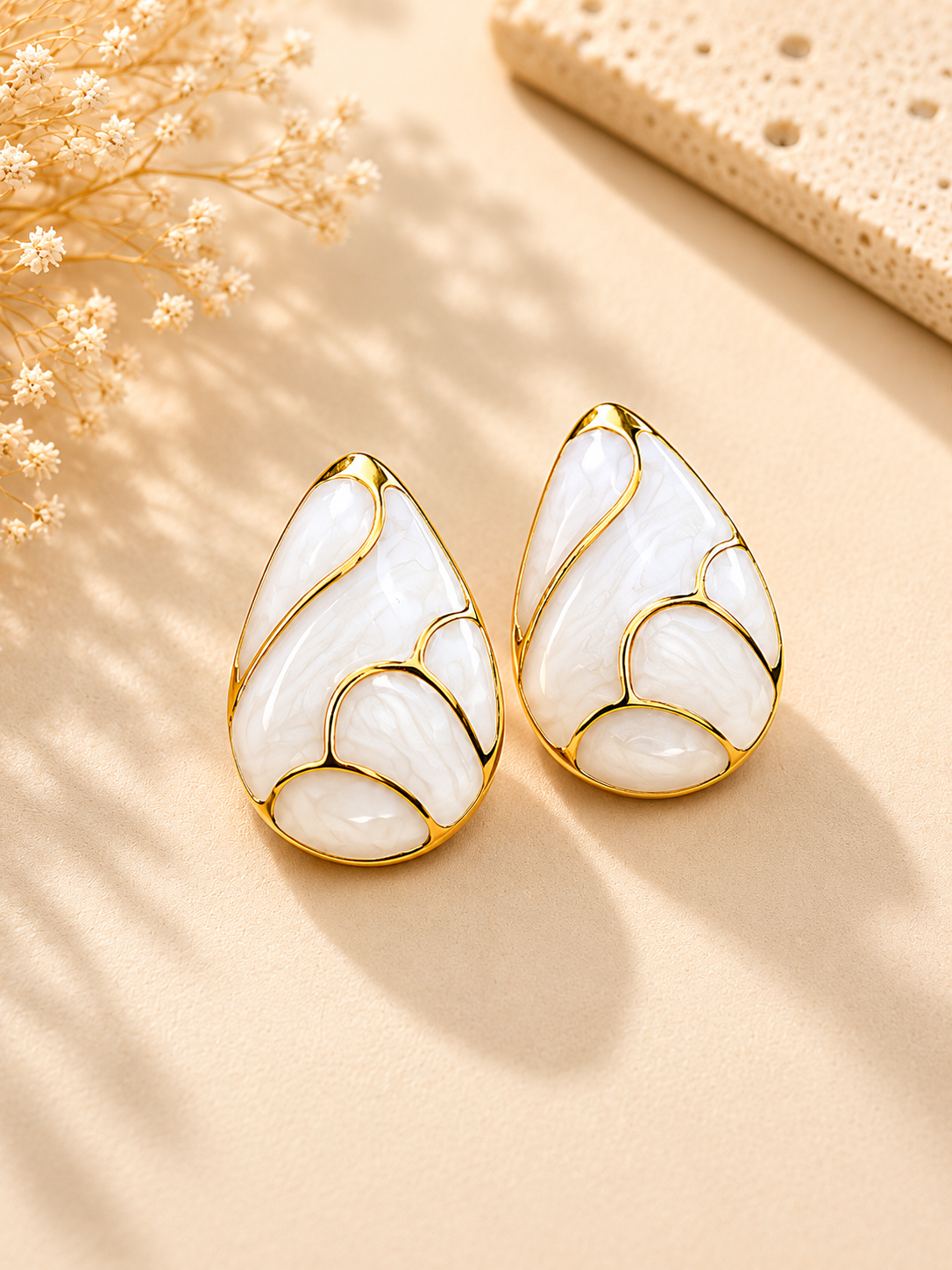 Marbled Pearl Statement Stud Earrings