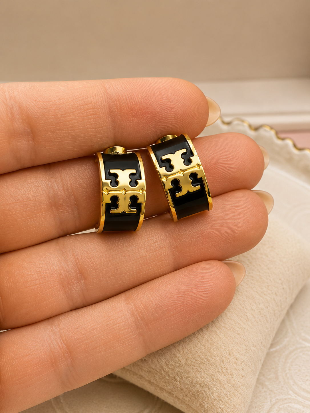 Midnight Clover Hoop Earrings