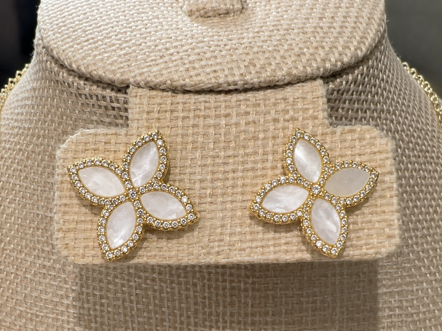 Luna Blossom Set