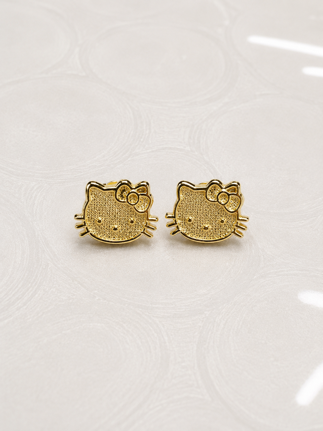 Sweet Bow Cat Stud Earrings