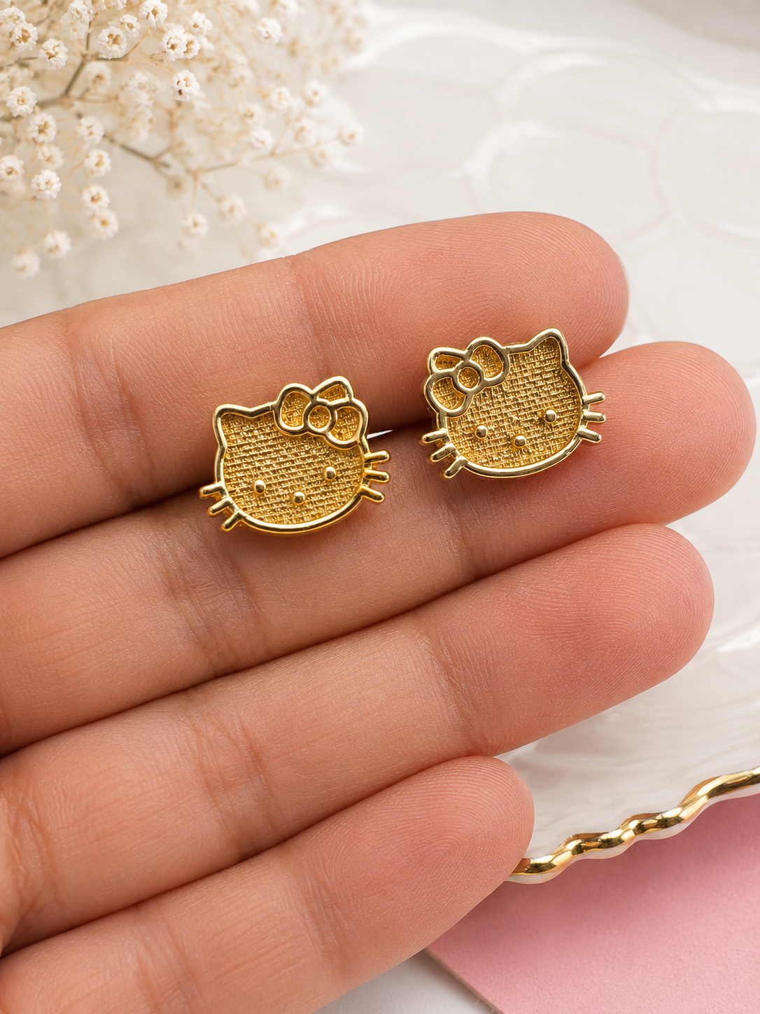 Sweet Bow Cat Stud Earrings